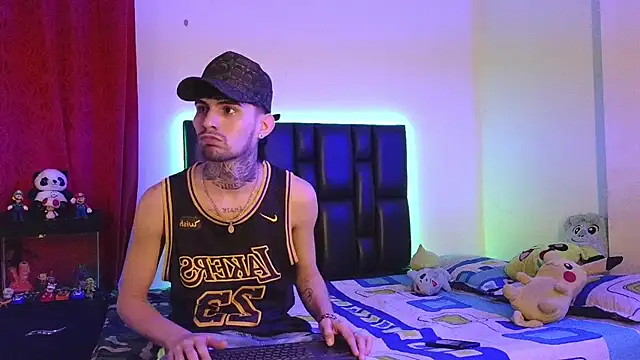 Snapshot of Brutal_Sex_Fucking chatting on 7, 1, 2026 Brutal Sex Fucking online show from 7, 1, 2026