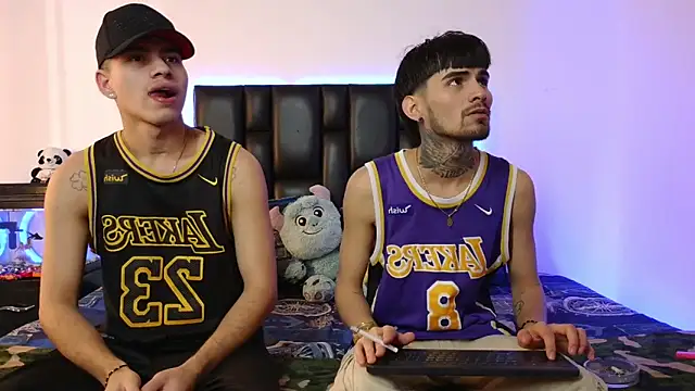 Snapshot of Brutal_Sex_Fucking chatting on 24, 2, 2026 Brutal Sex Fucking online show from 24, 2, 2026