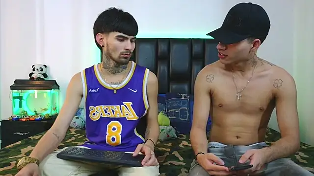 Snapshot of Brutal_Sex_Fucking chatting on 28, 2, 2026 Brutal Sex Fucking online show from 28, 2, 2026