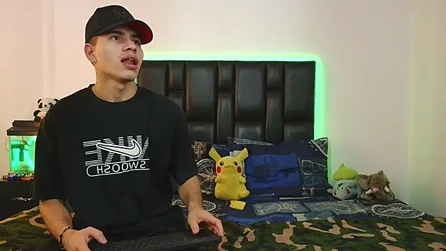 Snapshot of Brutal_Sex_Fucking chatting on 2, 3, 2026 Brutal Sex Fucking online show from 2, 3, 2026