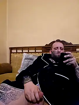 Snapshot of TattooedDick92 chatting on 2, 1, 2025 TattooedDick92 online show from 2, 1, 2025