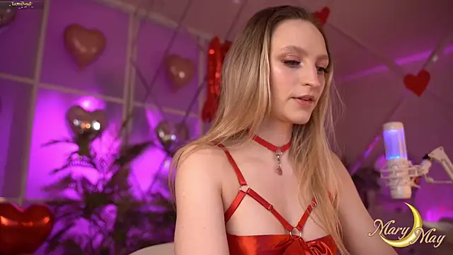 marylunamay online show from 14, 2, 2025