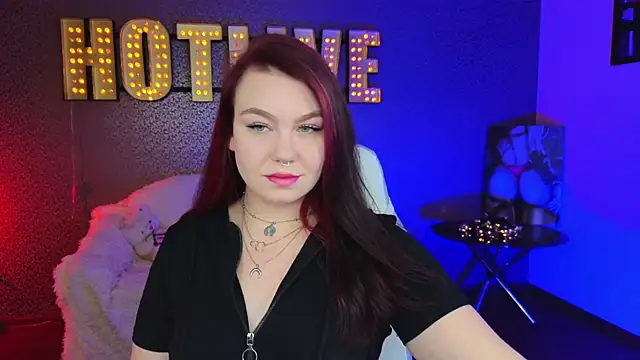 Snapshot of Lilumytrend chatting on 19, 12, 2024 Lilumytrend online show from 19, 12, 2024