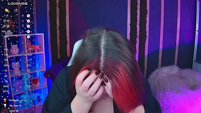 Snapshot of Lilumytrend chatting on 2, 11, 2025 Lilumytrend online show from 2, 11, 2025