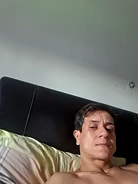 Snapshot of Tulio_maravilha12 chatting on 6, 3, 2026 Tulio maravilha12 online show from 6, 3, 2026