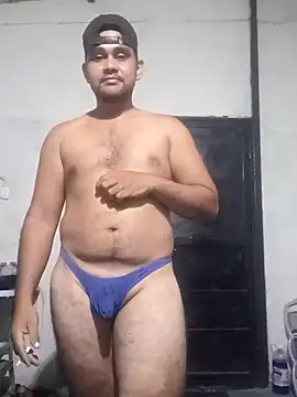 Snapshot of travieso2893 chatting on 1, 7, 2026 travieso2893 online show from 1, 7, 2026