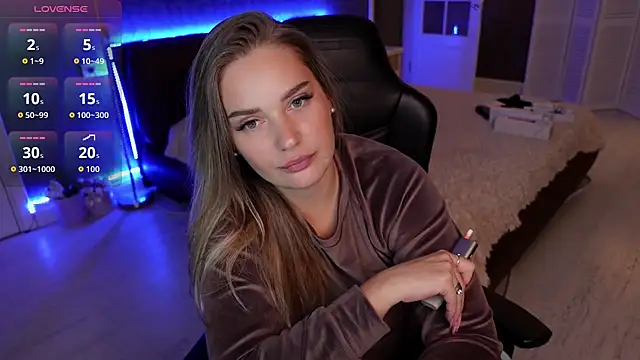 KittiLiza online show from 7, 10, 2025