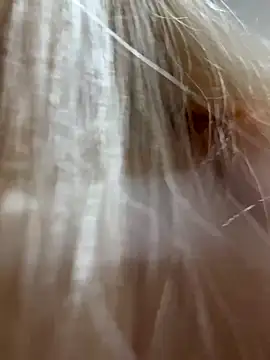 Lolitaxlola online show from 28, 9, 2025