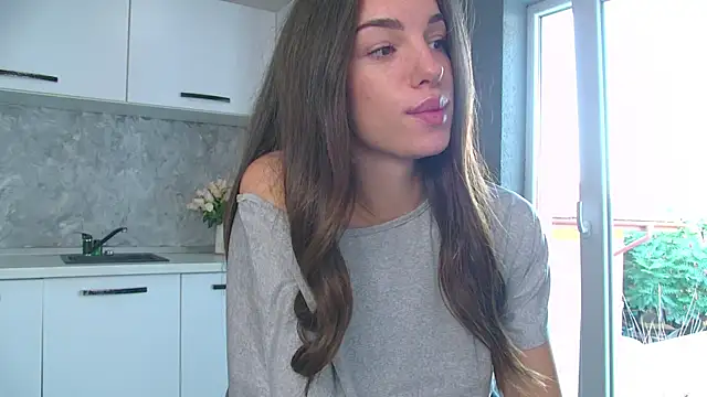 Snapshot of IrisMonn chatting on 25, 6, 2026 IrisMonn online show from 25, 6, 2026