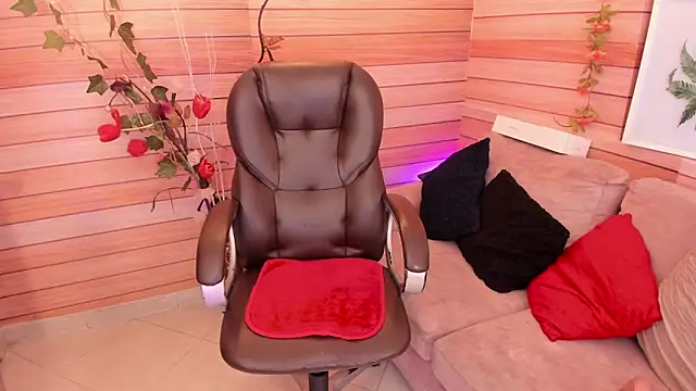 marien thomson  online show from 15, 3, 2025