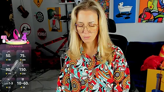LadyIzabel online show from 11, 5, 2026