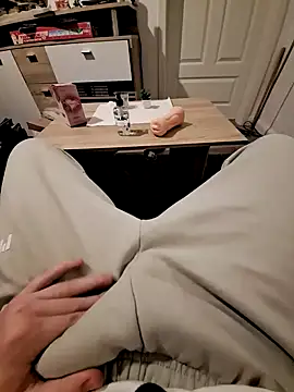 Kevindauerhorny online show from 20, 12, 2024