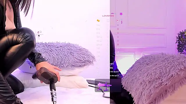 sherylgrey online show from 30, 11, 2025