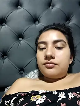 Snapshot of Hellen_Alex chatting on 1, 2, 2025 Hellen Alex online show from 1, 2, 2025