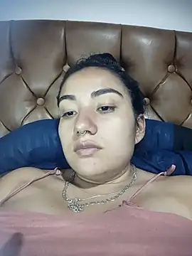 Hellen Alex online show from 6, 4, 2026