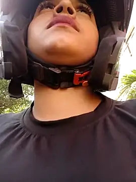 naughty-girl01 online show from 26, 12, 2024