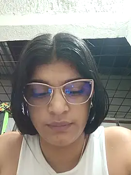 naughty-girl01 online show from 13, 2, 2025