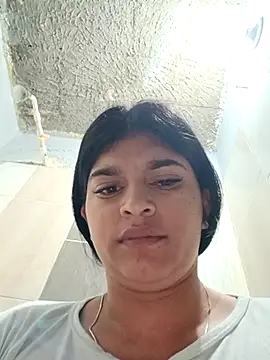 naughty-girl01 online show from 18, 2, 2025