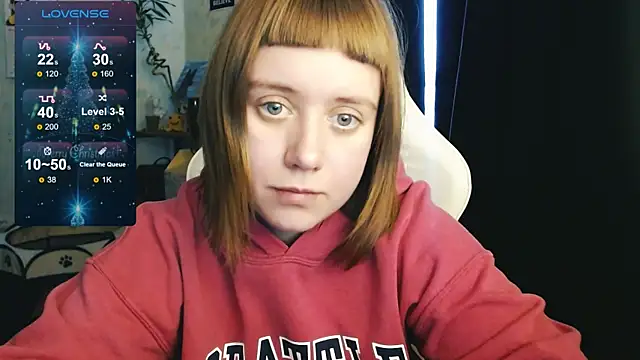Snapshot of June_shy0 chatting on 15, 12, 2024 June shy0 online show from 15, 12, 2024