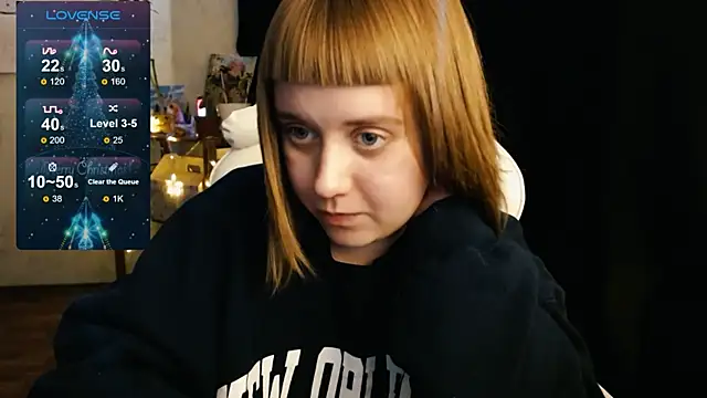 Snapshot of June_shy0 chatting on 18, 12, 2024 June shy0 online show from 18, 12, 2024
