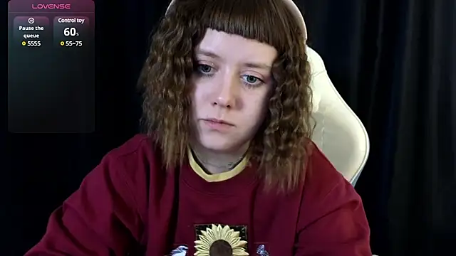 Snapshot of June_shy0 chatting on 14, 2, 2025 June shy0 online show from 14, 2, 2025