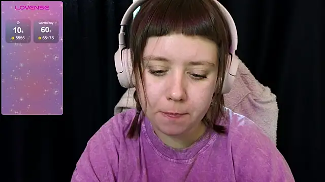 Snapshot of June_shy0 chatting on 20, 3, 2025 June shy0 online show from 20, 3, 2025