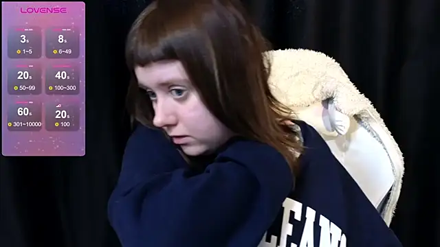 Snapshot of June_shy0 chatting on 23, 3, 2025 June shy0 online show from 23, 3, 2025