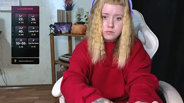 Snapshot of June_shy0 chatting on 8, 10, 2025 June shy0 online show from 8, 10, 2025