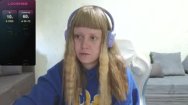 June shy0 online show from 25, 7, 2026