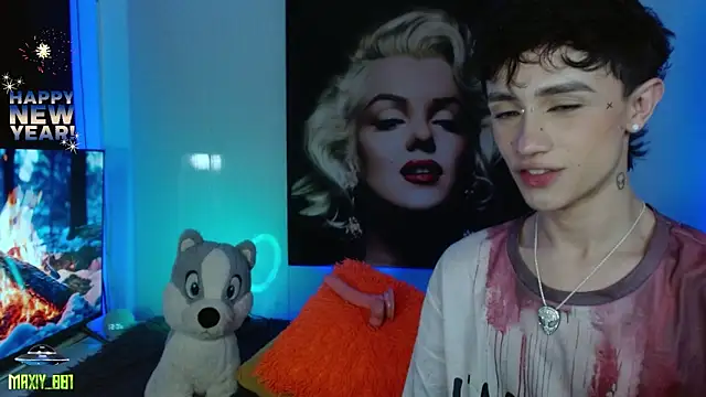 Snapshot of maxiy_001 chatting on 4, 1, 2025 maxiy 001 online show from 4, 1, 2025