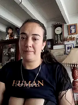Snapshot of skayhot_ chatting on 21, 1, 2025 skayhot online show from 21, 1, 2025