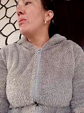 Snapshot of skayhot_ chatting on 16, 2, 2025 skayhot online show from 16, 2, 2025
