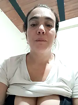 Snapshot of skayhot_ chatting on 20, 2, 2025 skayhot online show from 20, 2, 2025