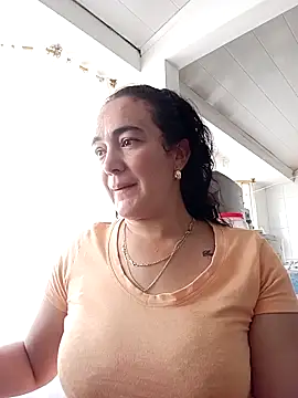 Snapshot of skayhot_ chatting on 12, 3, 2025 skayhot online show from 12, 3, 2025