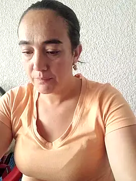 Snapshot of skayhot_ chatting on 26, 9, 2025 skayhot online show from 26, 9, 2025