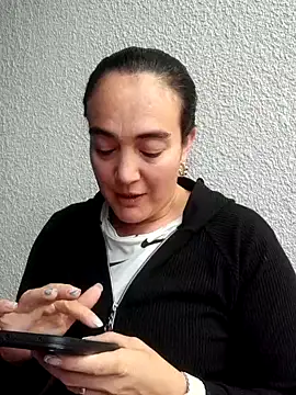Snapshot of skayhot_ chatting on 29, 9, 2025 skayhot online show from 29, 9, 2025