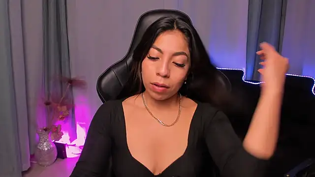 Snapshot of Mia_Gothzx chatting on 27, 12, 2024 Mia Gothzx online show from 27, 12, 2024