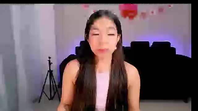 Snapshot of Mia_Gothzx chatting on 5, 3, 2025 Mia Gothzx online show from 5, 3, 2025