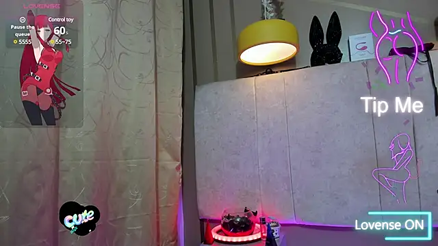 girl amada online show from 21, 3, 2025