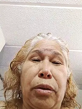 girl amada online show from 29, 11, 2025