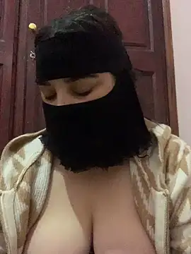 Miss-Soka online show from 5, 1, 2025