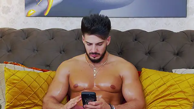 Snapshot of DustinKeent chatting on 8, 1, 2025 DustinKeent online show from 8, 1, 2025