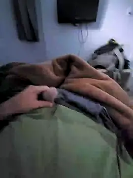 mfreitas005 online show from 7, 11, 2025