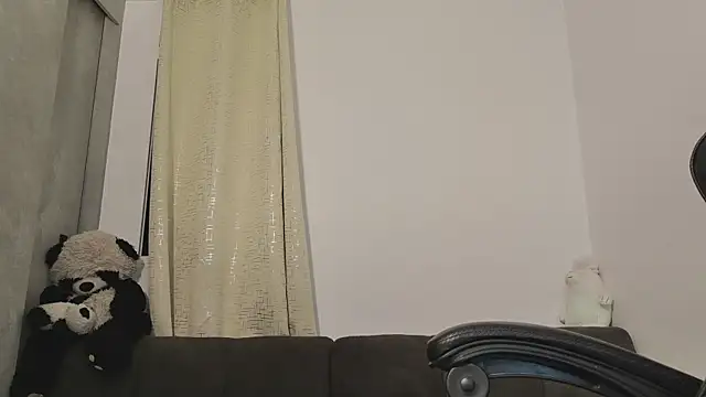 Snapshot of miss_valery2 chatting on 12, 6, 2026 miss valery2 online show from 12, 6, 2026