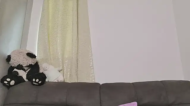 Snapshot of miss_valery2 chatting on 22, 7, 2026 miss valery2 online show from 22, 7, 2026