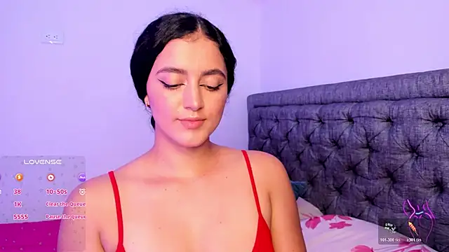 Snapshot of Adhara-zanne chatting on 14, 11, 2025 Adhara-zanne online show from 14, 11, 2025