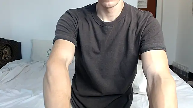 Snapshot of heilgarbest chatting on 19, 7, 2026 heilgarbest online show from 19, 7, 2026
