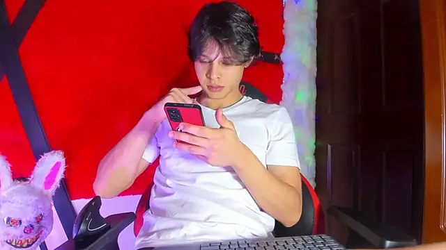 LilOwen  online show from 13, 2, 2026