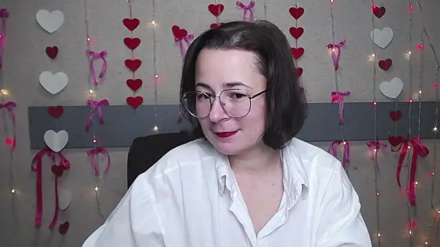 MarieSho online show from 4, 2, 2025