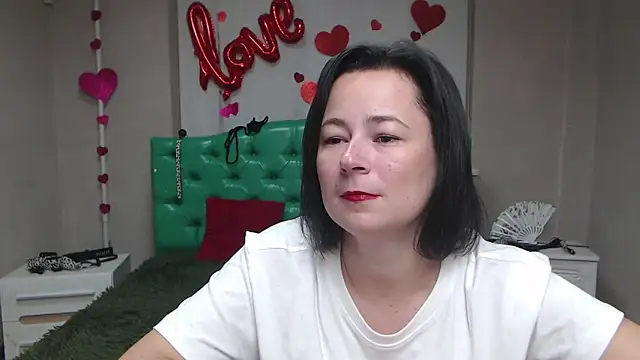 MarieSho online show from 9, 9, 2025